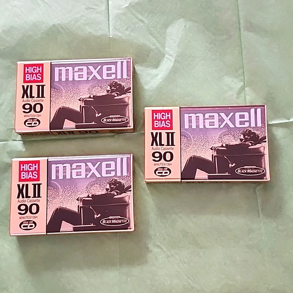 Audio cassette